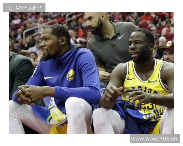 文班隔扣追梦引发激烈言辞对峙双方情绪高涨场面火爆 文班隔扣追梦引发激烈言辞对峙双方情绪高涨场面火爆