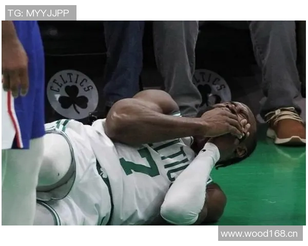 字母哥腹股沟拉伤里弗斯透露伤情不重预计缺阵两周 字母哥腹股沟拉伤里弗斯透露伤情不重预计缺阵两周