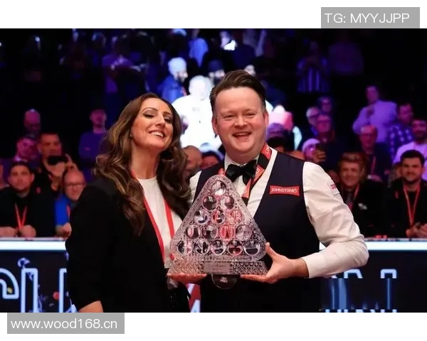 墨菲回忆母亲教诲谈赌博经历直言今天要把心里话说清楚 墨菲回忆母亲教诲谈赌博经历直言今天要把心里话说清楚