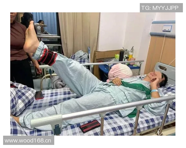 弗兰克透露比尔骨折如同车祸这并非常见篮球伤病 弗兰克透露比尔骨折如同车祸这并非常见篮球伤病