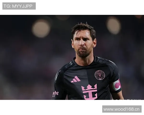 比利亚盛赞梅西称其为世界足球之巅的最佳球员地位将持续至退役前