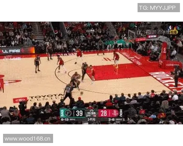 火箭与马刺激战上半场谢泼德表现抢眼文班状态起伏失误频繁