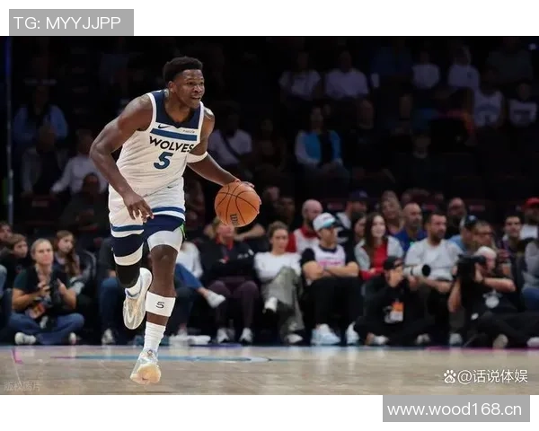 森林狼新赛季备战热情高涨爱德华兹迪文里德训练照展笑颜